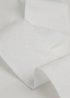 Brokatowe rajstopy kryjące 70 den dziewczęce