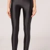 Legginsy z mocnym satynowym połyskiem
