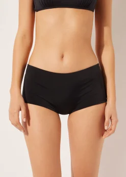 Szorty dół od kostiumu Indonesia