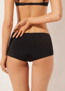 Szorty dół od kostiumu Indonesia