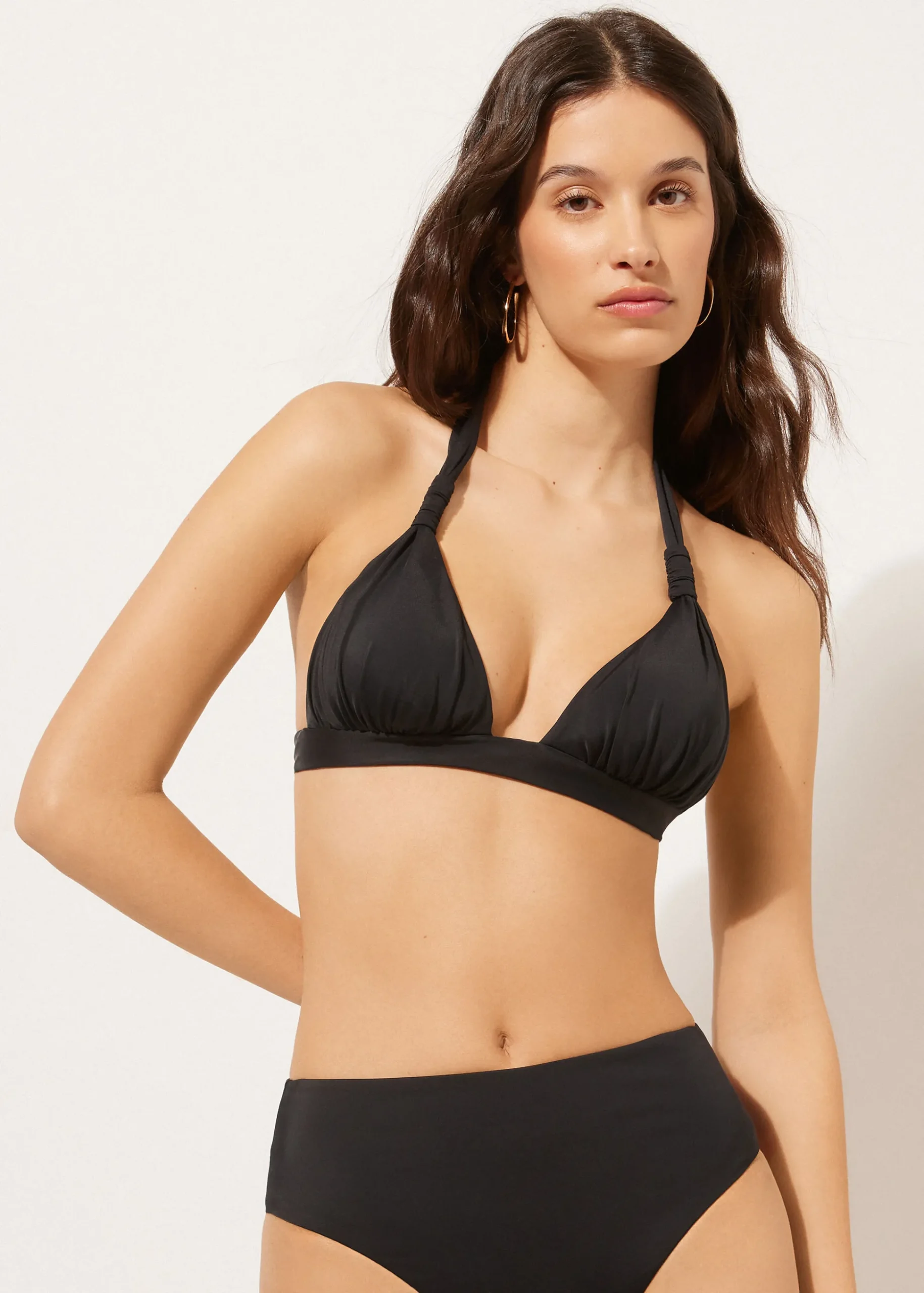 Trójkąt góra od kostiumu Scultura